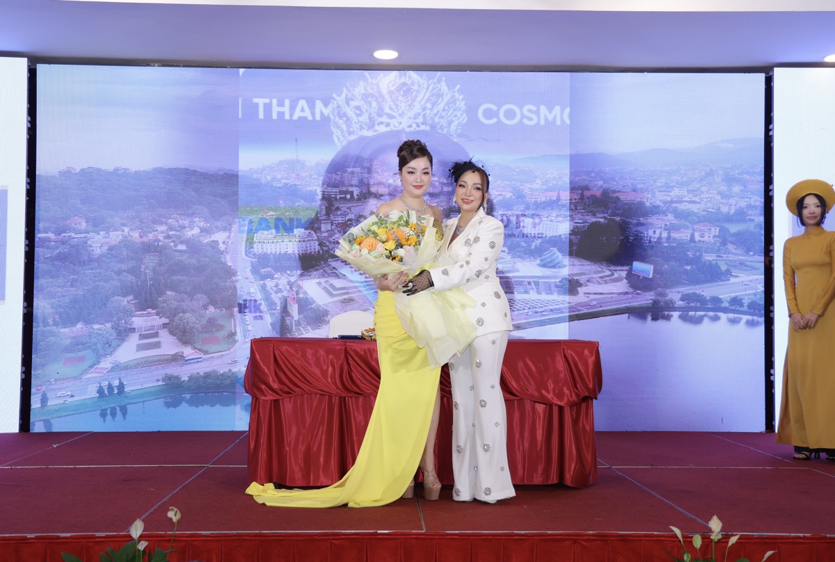 Hoa hậu Hoàng Thanh Nga