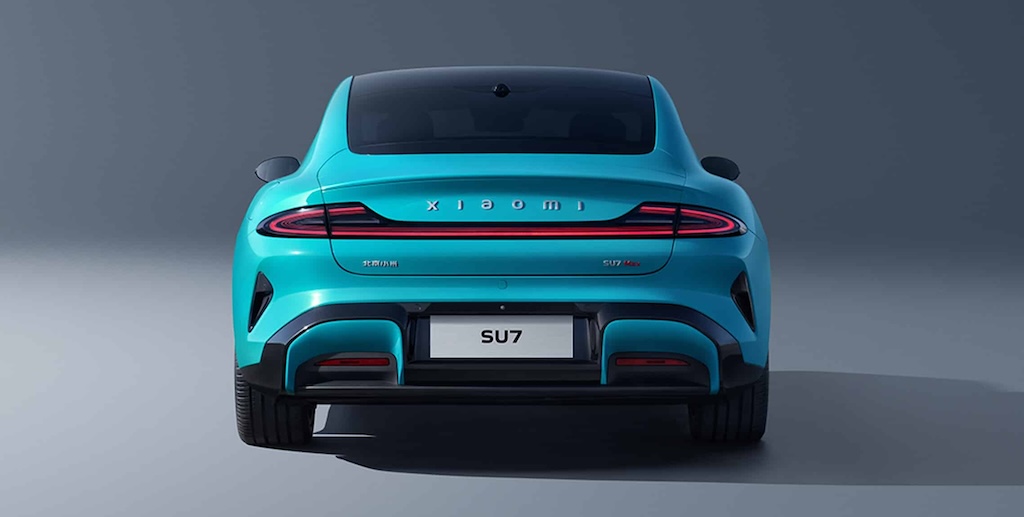 Lần đầu tiên làm ô tô điện, Xiaomi tự tin "gạt giò" được cả Porsche Taycan với coupe 4 cửa điện SU7