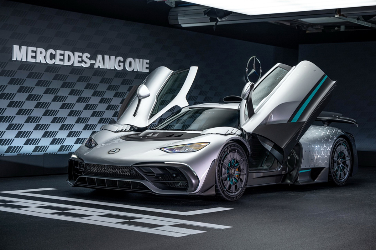 “Siêu phẩm” Mercedes-AMG One đầu tiên lên sàn xe cũ