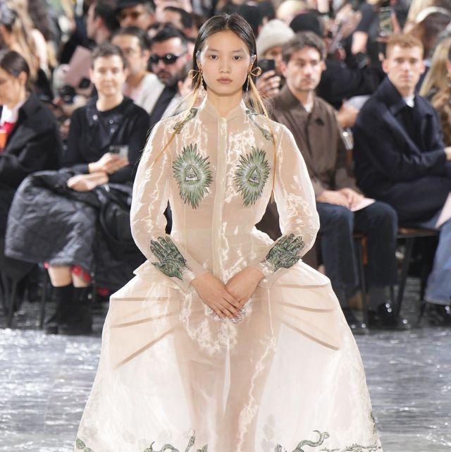 Paris Haute Couture Week 2024: John Galliano là nhất