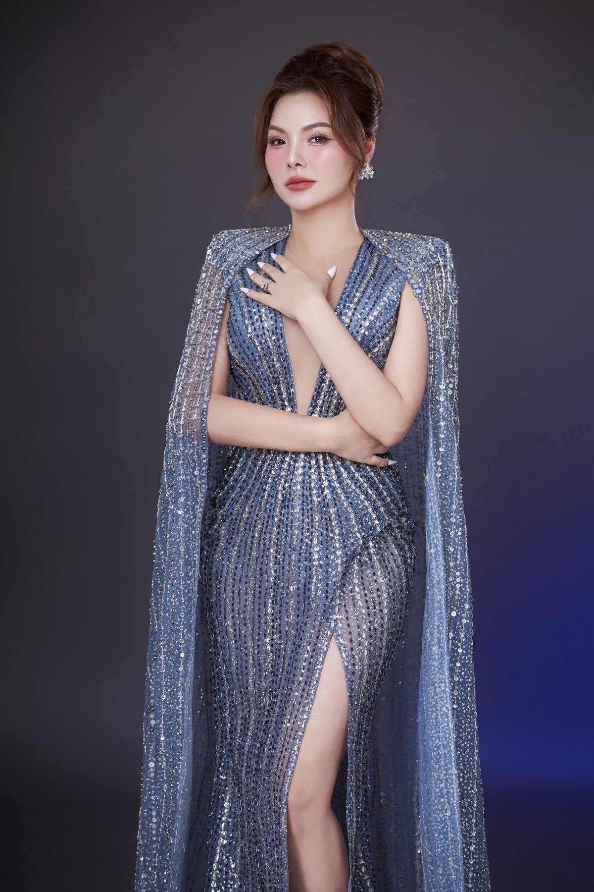 Ngọc Trang chính thức đại diện Mrs. Globe Việt Nam 2024 dự thi Mrs Globe 2024 tại đảo Hải Nam - Trung Quốc