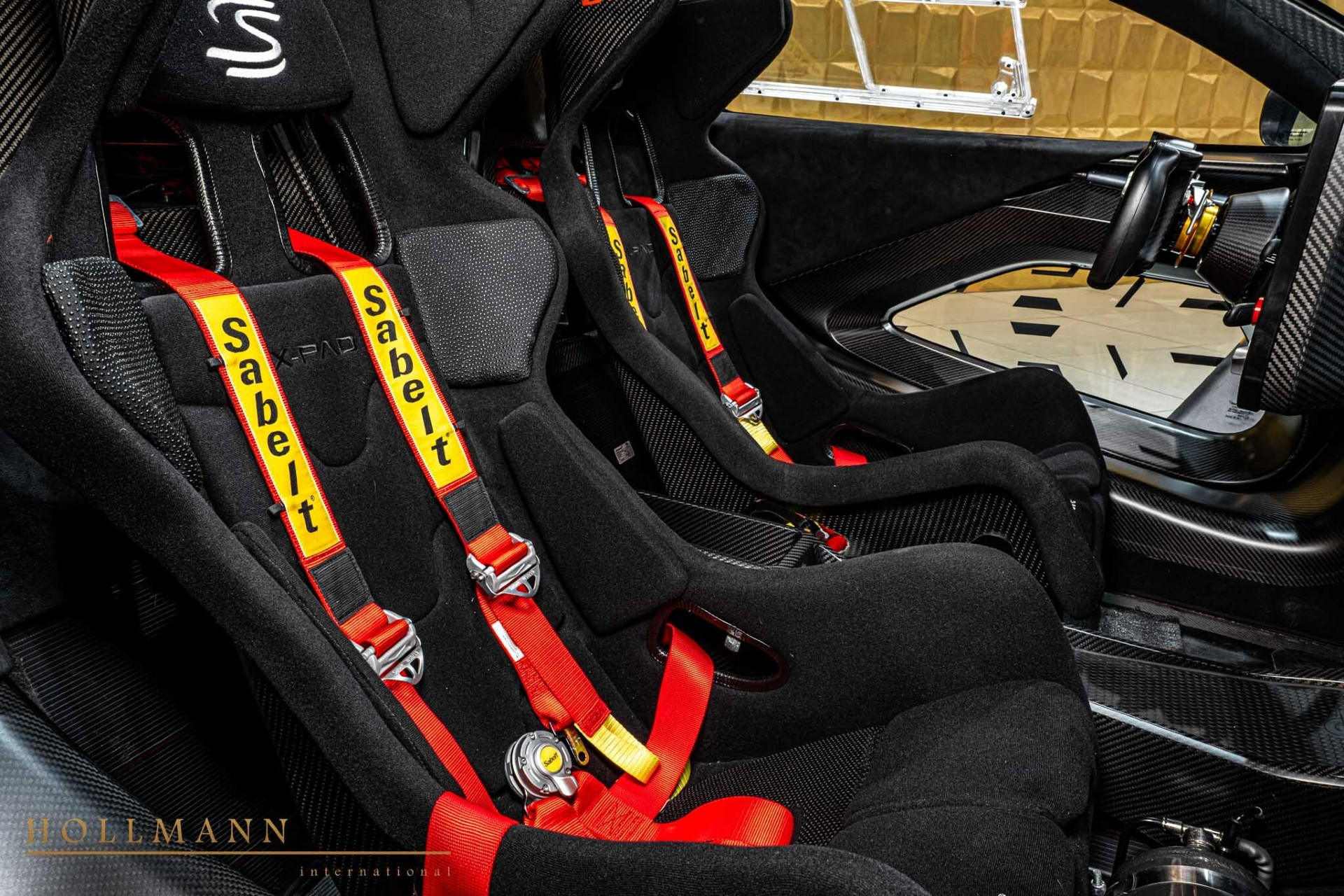 Siêu xe McLaren Senna của Phan Công Khanh rao bán tại Đức, giá hơn 2 triệu USD