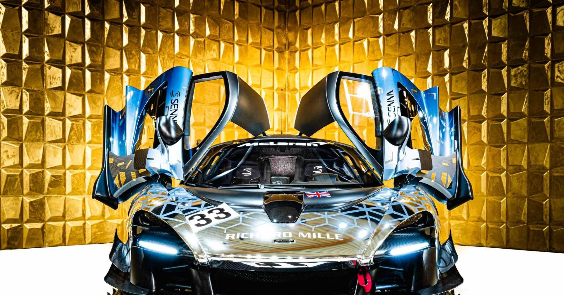 Siêu xe McLaren Senna của Phan Công Khanh rao bán tại Đức, giá hơn 2 triệu USD