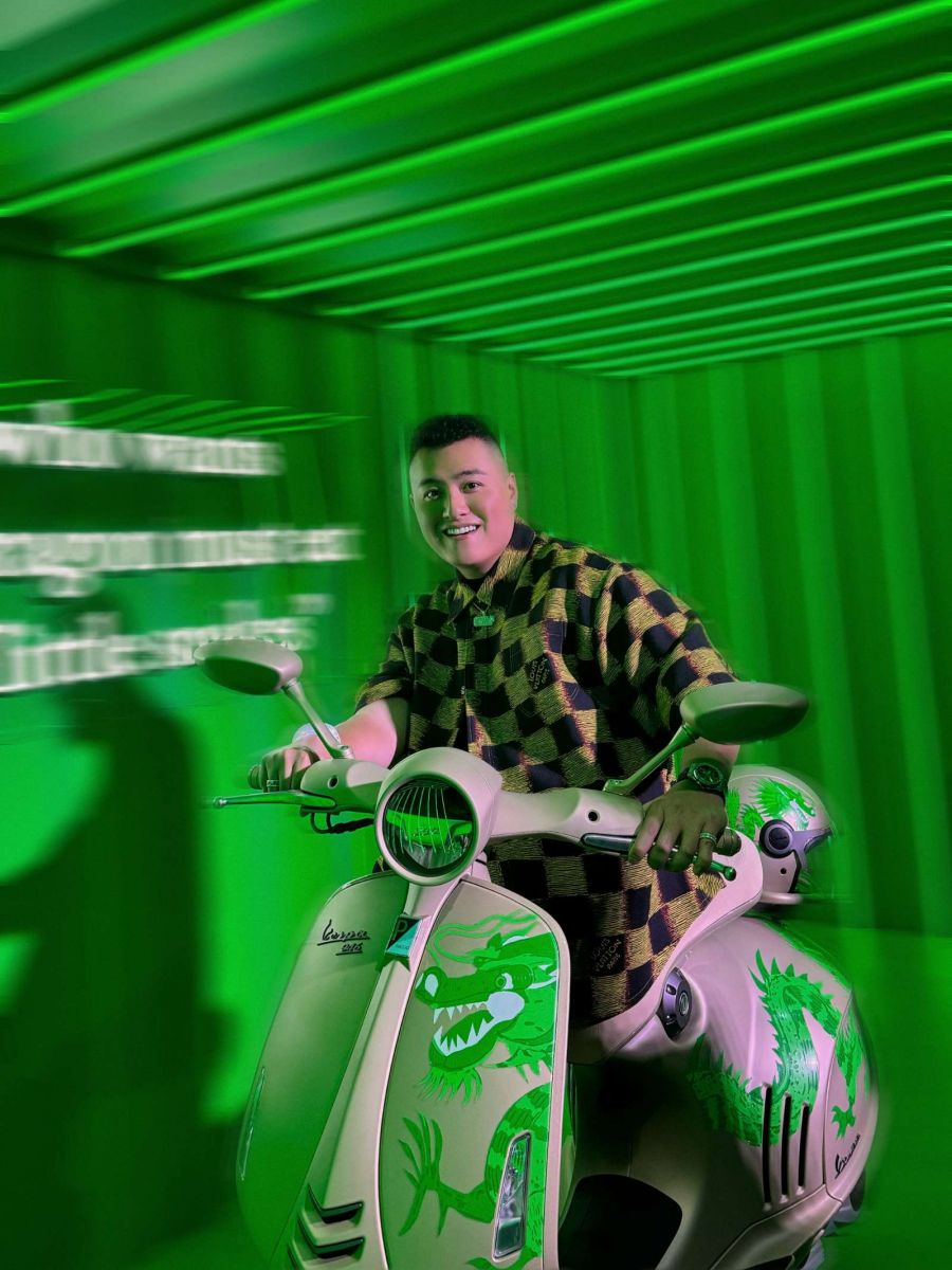 Vespa 946 Dragon khuấy đảo bữa tiệc mừng năm Giáp Thìn 2024