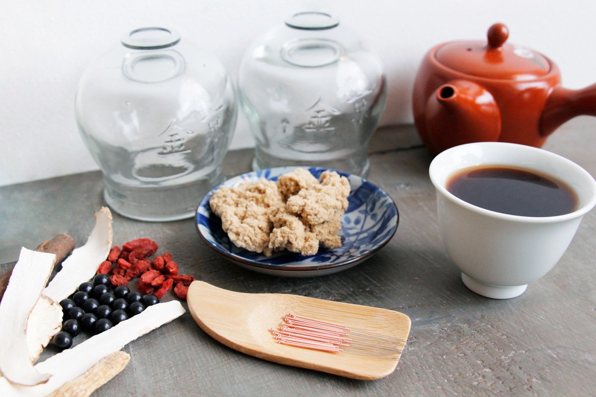 Hiện giới trẻ xứ Trung đang xôn xao với "cà phê thuốc bắc".