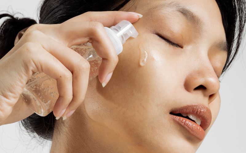 Gen Z, Skincare và mạng xã hội: Mối nguy hại từ Skinfluencing