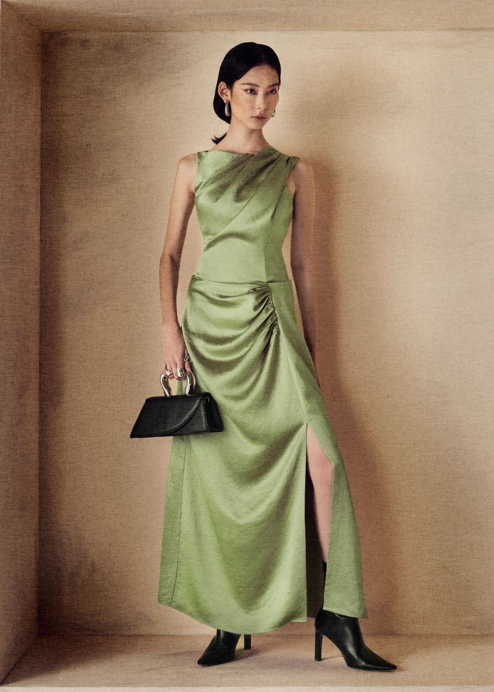 Phan Đăng Hoàng trở lại Milan Fashion Week với cảm hứng tranh lụa từ danh họa Lê Thị Lựu