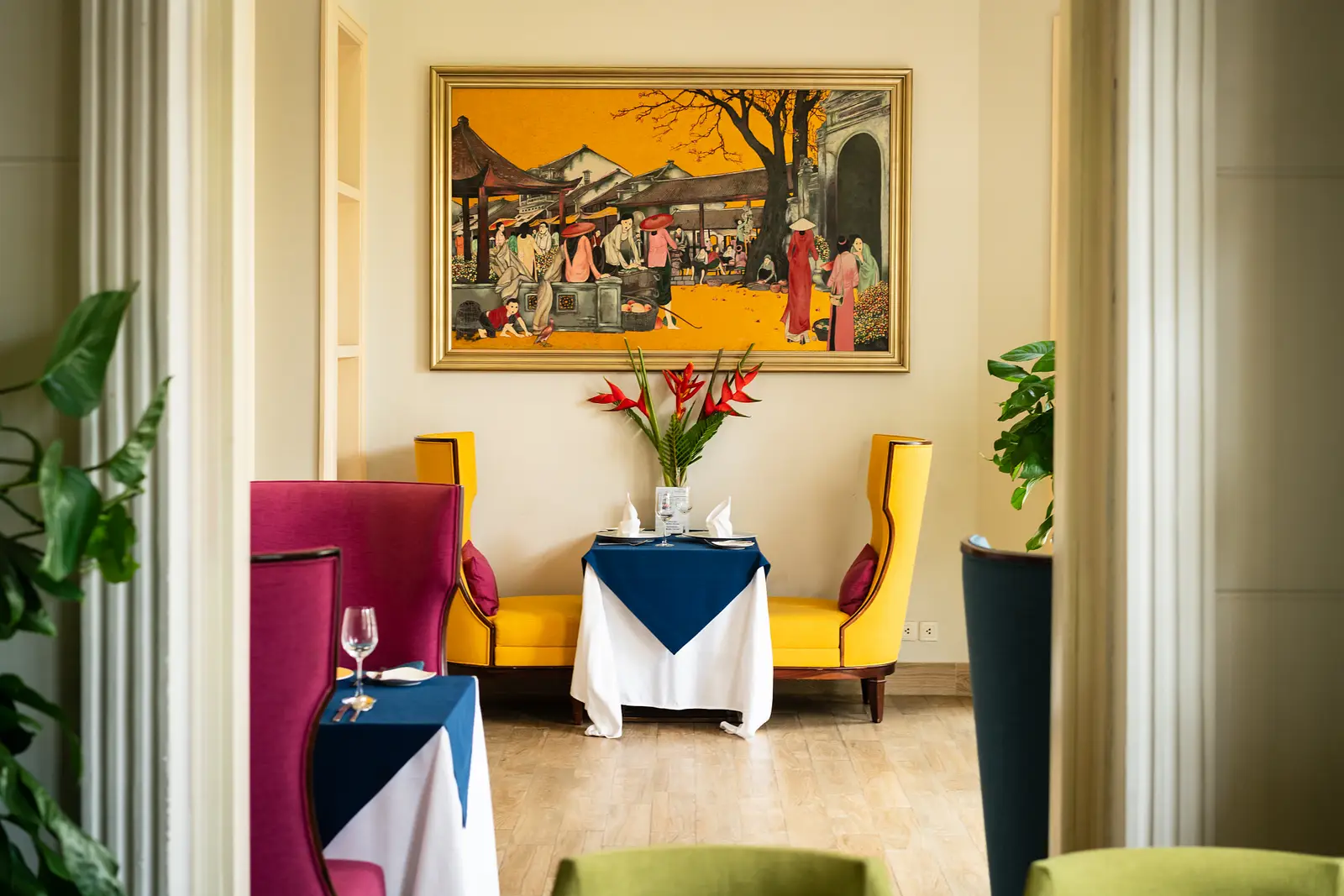 Trải nghiệm ẩm thực thân mật tại The Parlor at Villa Song