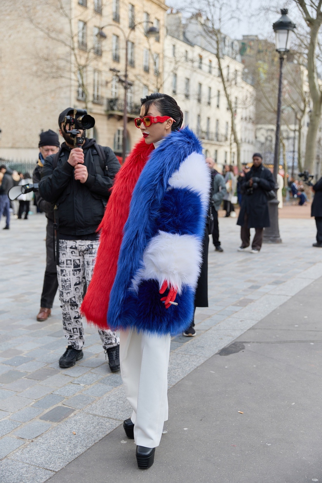 Quỳnh Anh Shyn và Call Me Duy tất bật ở Paris Fashion Week