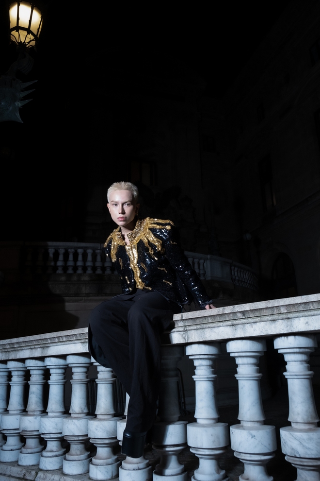 Quỳnh Anh Shyn và Call Me Duy tất bật ở Paris Fashion Week