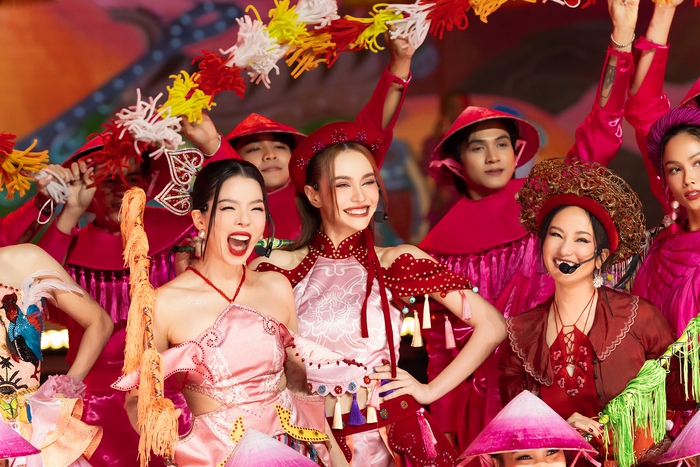 Toàn cảnh drama "Chị đẹp": Lệ Quyên đạp gió, MLee rẽ sóng!