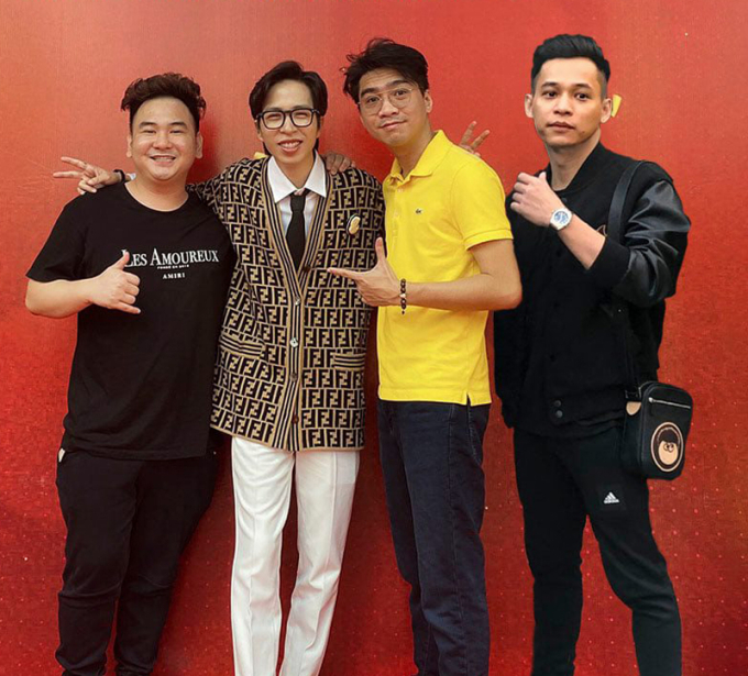 Nhìn lại những lần kinh doanh của Tứ Hoàng streamer
