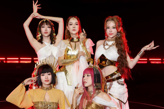 Chị đẹp đạp gió rẽ sóng: Trang Pháp tái xuất showbiz quá đỉnh