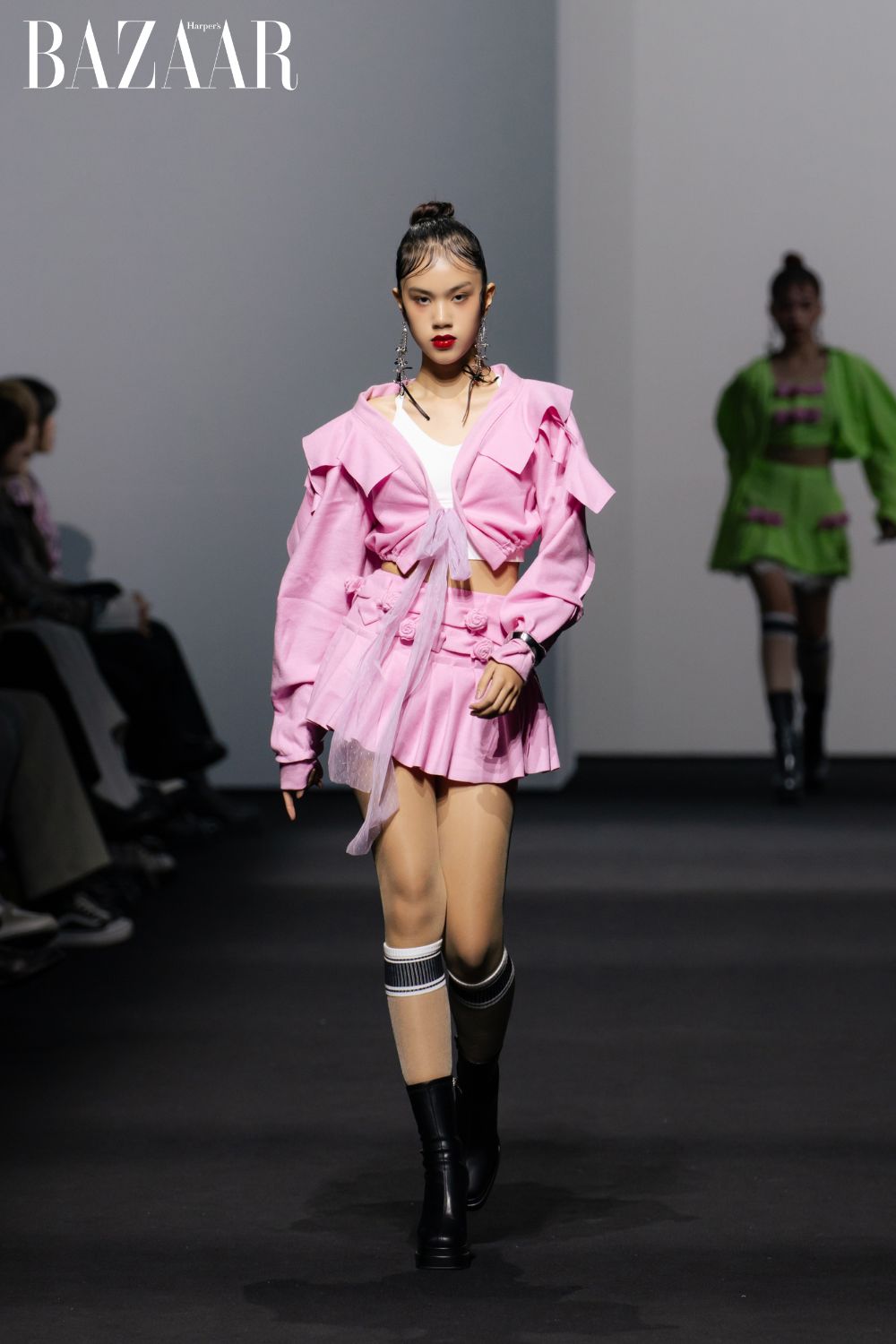 Almira Bảo Hà, Kelly Ngọc Anh xuất hiện tại Seoul Fashion Week