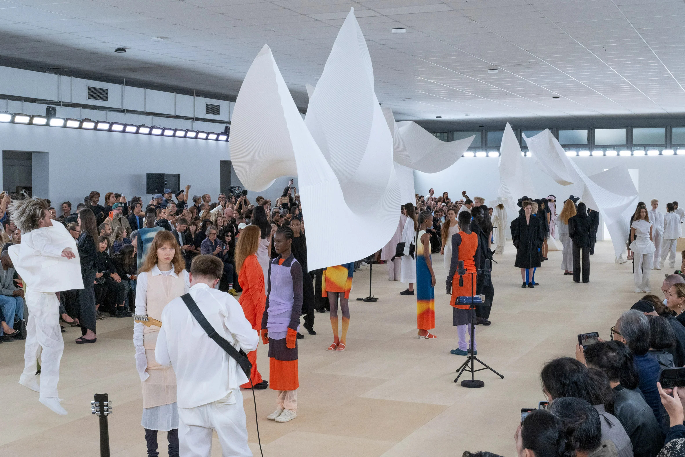 Thương hiệu Issey Miyake