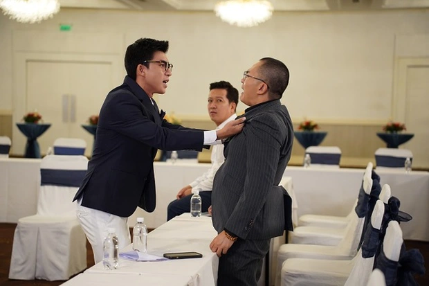 HIEUTHUHAI giờ còn đi diễn hài!
