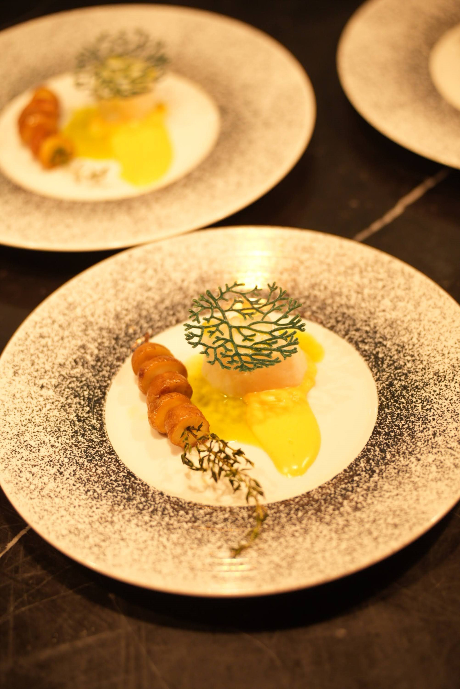 Bếp trưởng Pierre Meneau đạt sao Michelin và cơ duyên với ẩm thực Việ