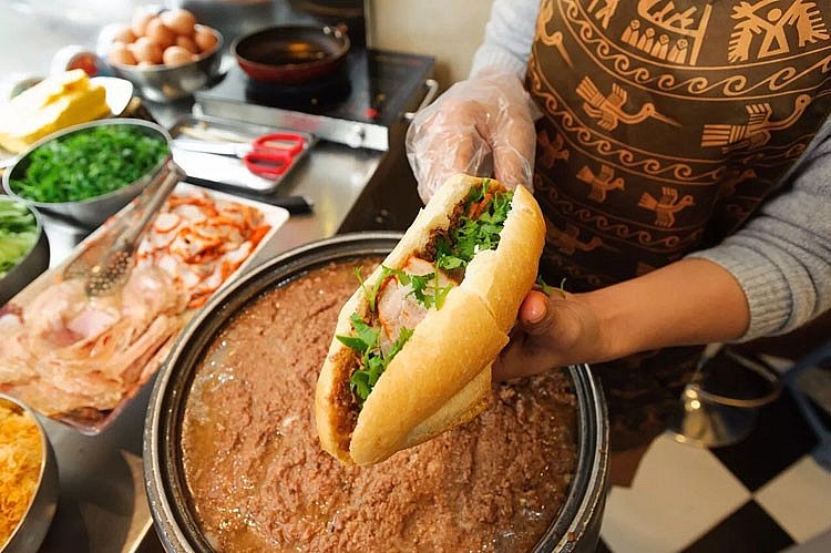 Tự hào Bánh mì Việt Nam, xếp thứ nhất trong Top 50 thế giới