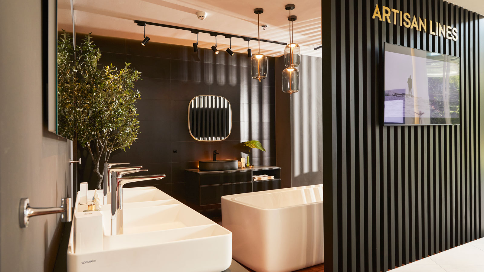 Khúc giao thoa giữa nội thất và thời trang tại lễ khai trương Flagship Showroom lớn nhất Đông Nam Á của Duravit