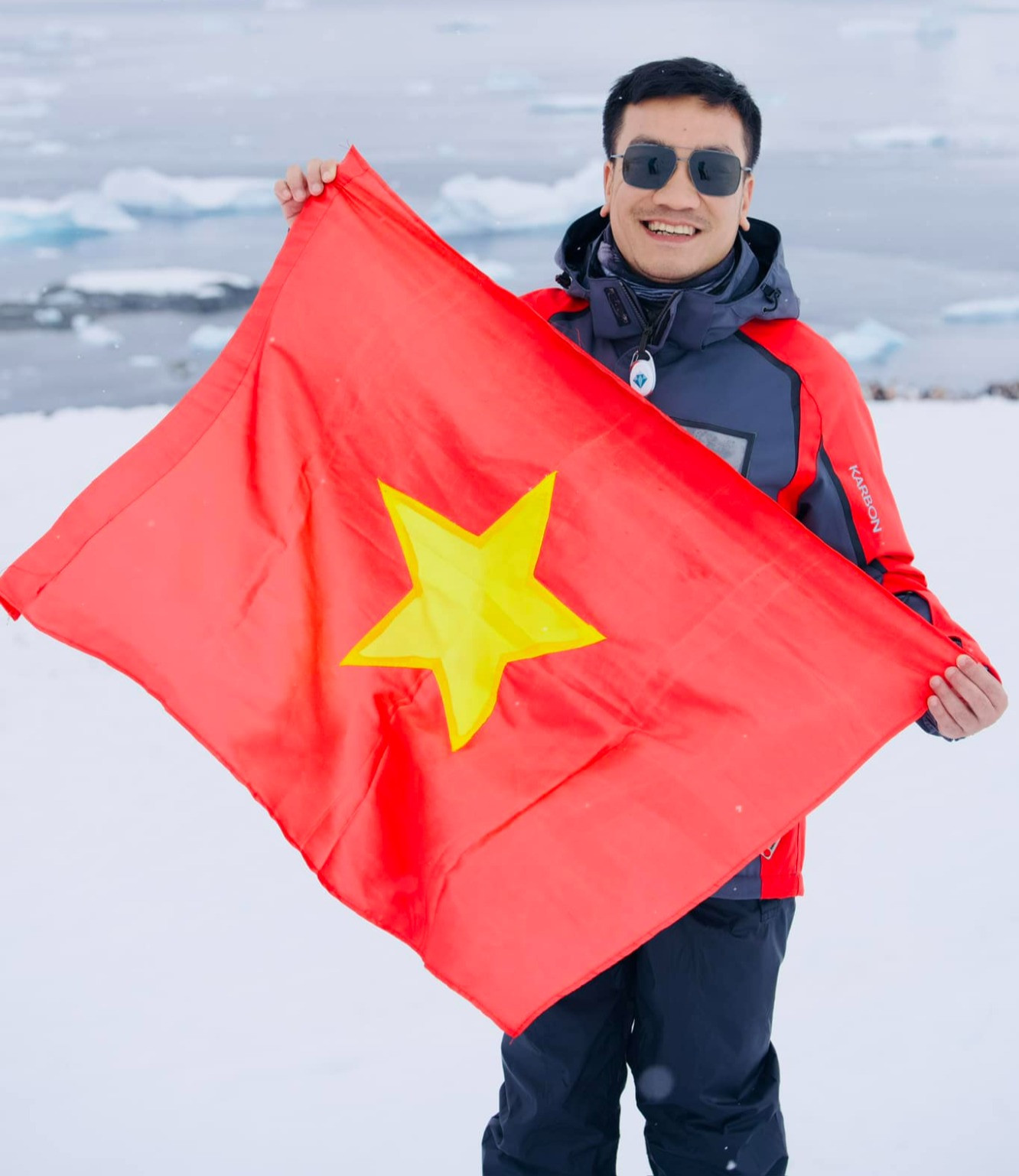 Du khách Việt 4 lần đến Nam Cực, hạnh phúc tột độ làm điều 'cả đời chỉ có 1 lần'