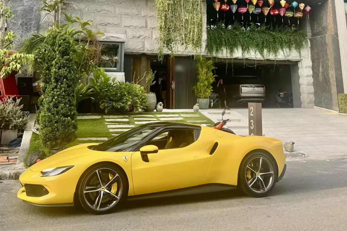 Siêu xe Ferrari 296 GTB