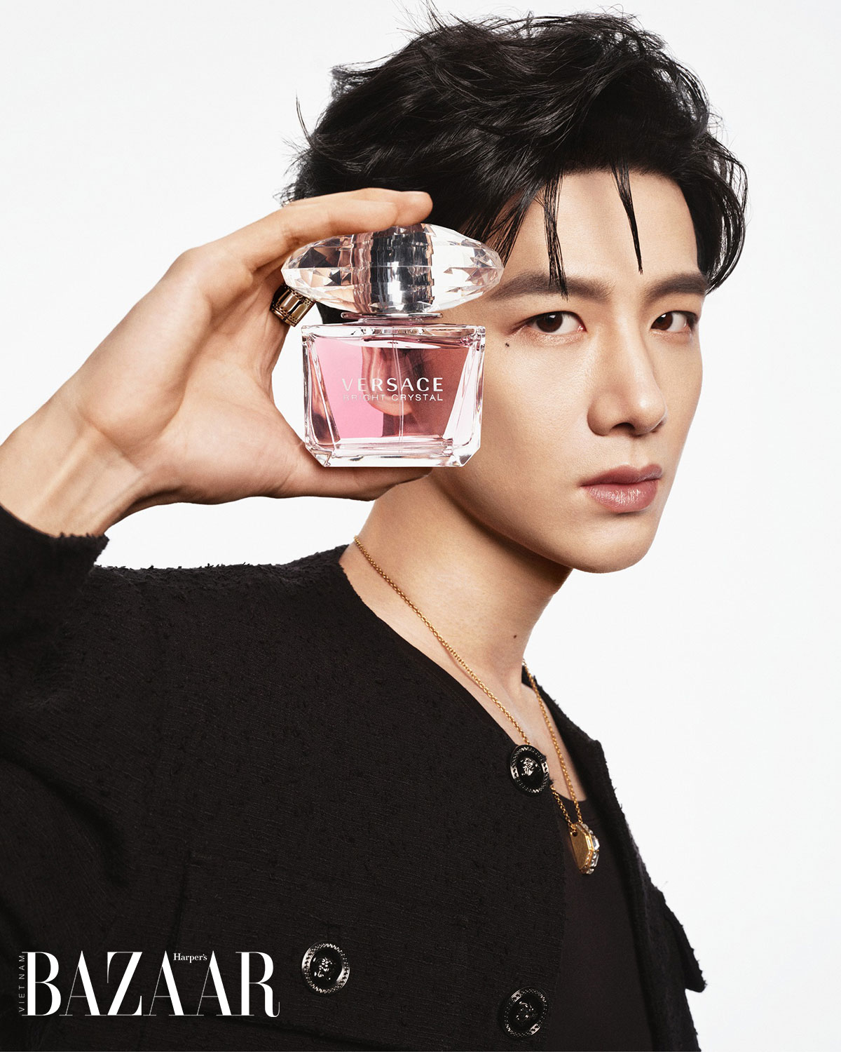 Đại sứ Versace Bạch Kính Đình vừa được bổ nhiệm