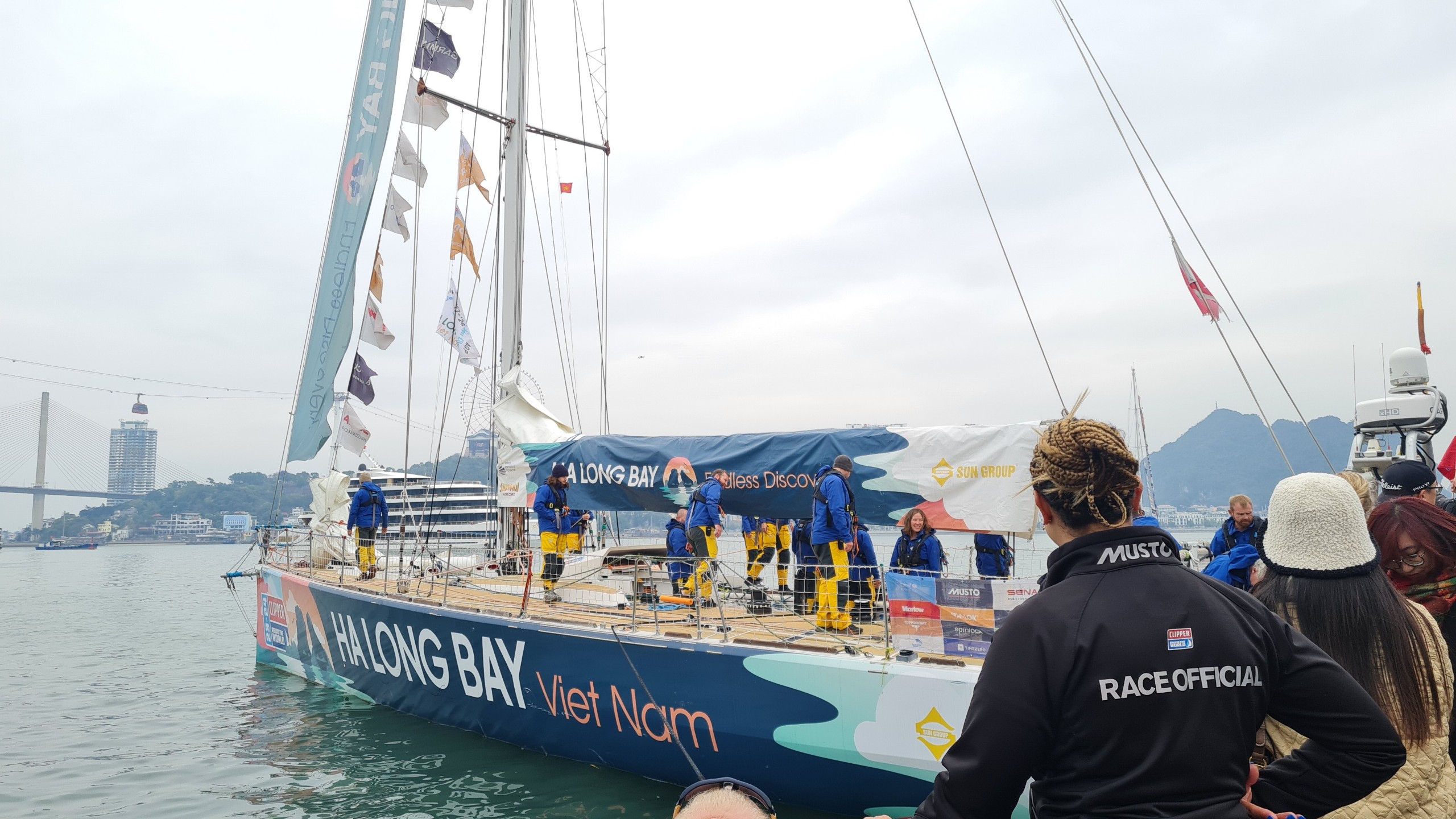 Đoàn đua thuyền buồm Clipper Race