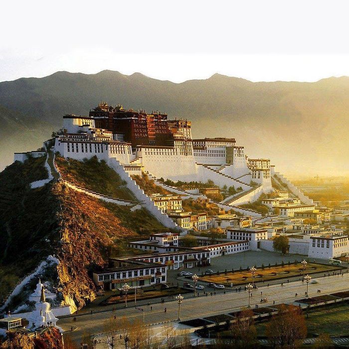 Cung điện Potala