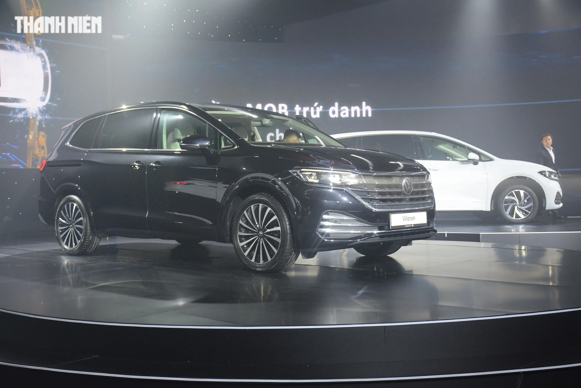 Giá từ 1,989 tỉ đồng, mẫu MPV Volkswagen Viloran có gì hấp dẫn?