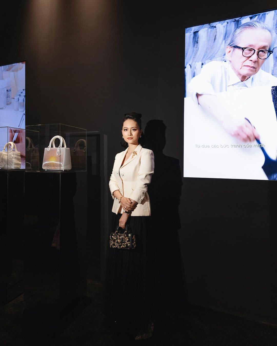 Các nghệ sĩ Việt hào hứng check-in triển lãm Lady Dior House