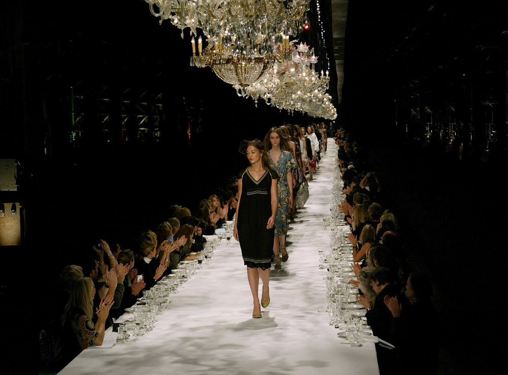 Những khoảng khắc quan trọng trong sự nghiệp của Dries Van Noten