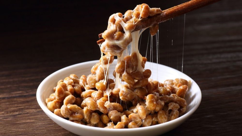 Natto, món ăn sáng và ăn xế giàu dinh dưỡng từ Nhật Bản