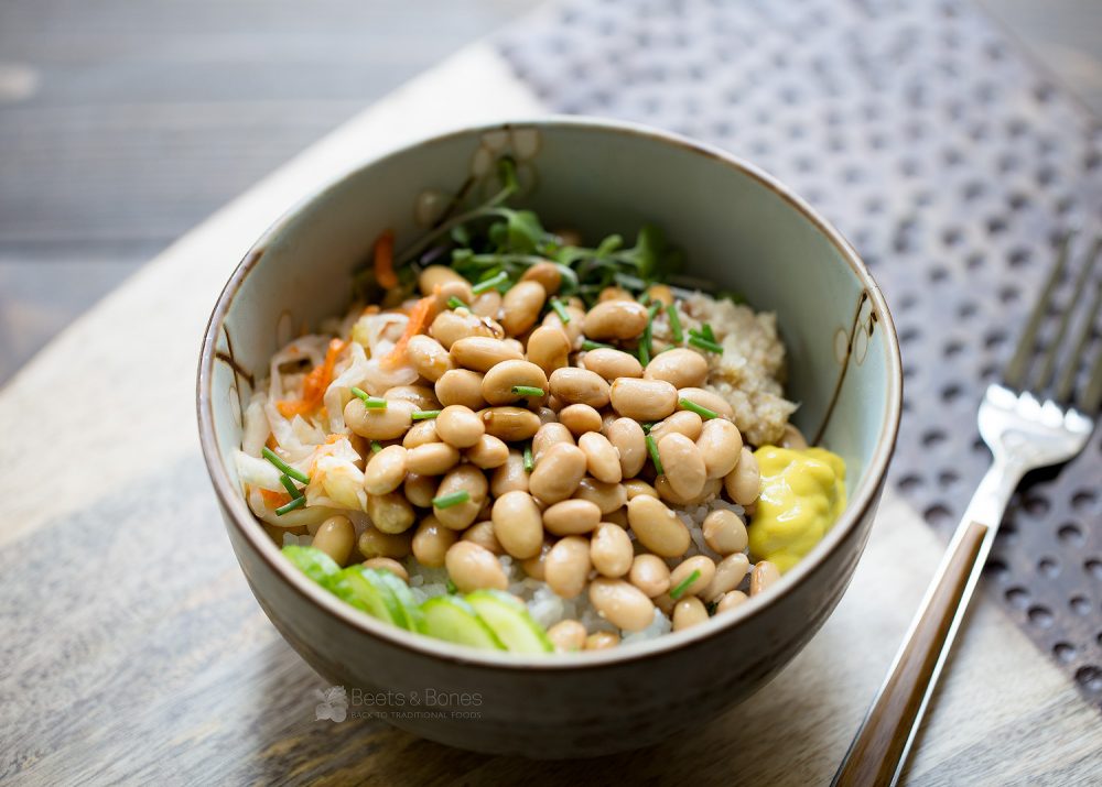 Natto, món ăn sáng và ăn xế giàu dinh dưỡng từ Nhật Bản