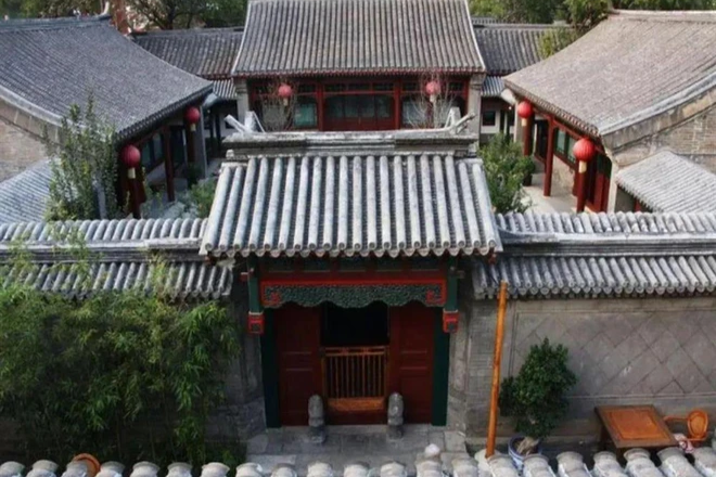 Chiêm ngưỡng căn "tứ hợp viện" 300 tỷ của "Kế Hoàng hậu" Châu Tấn