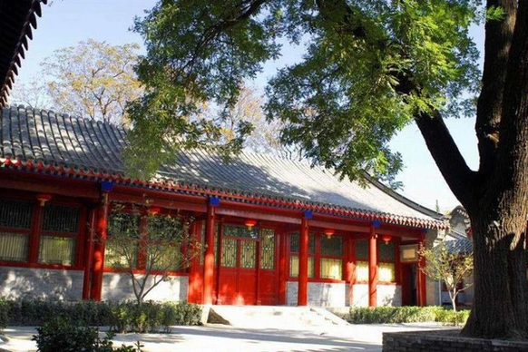 Chiêm ngưỡng căn "tứ hợp viện" 300 tỷ của "Kế Hoàng hậu" Châu Tấn