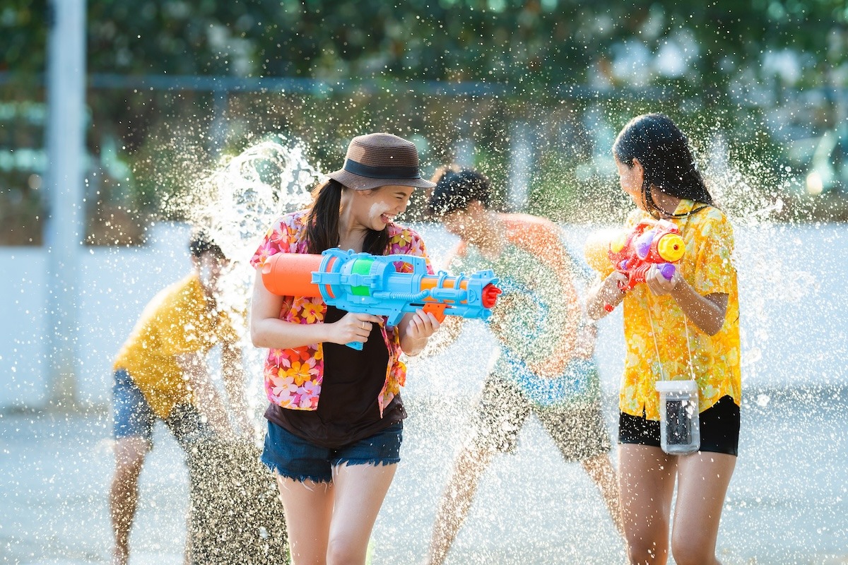  Lễ hội té nước Songkran