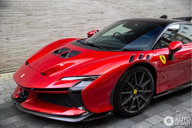 Siêu xe Ferrari SF90 XX Stradale