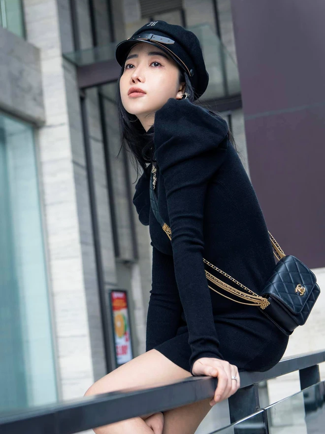 Nữ đại gia Hà Nội là mẹ 7 con, U40 được nhận xét "càng đẻ càng đẹp"