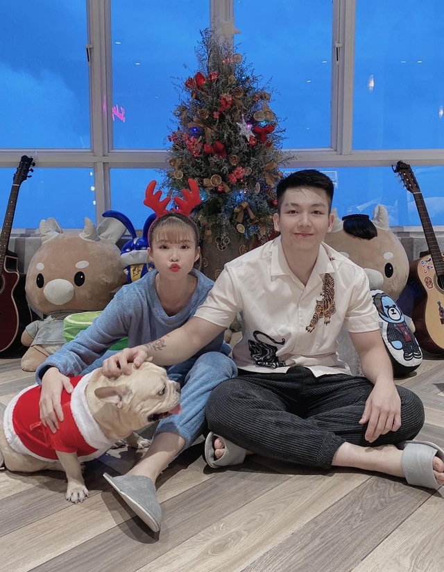 Khởi My - Kelvin Khánh bị team qua đường tóm gọn, thái độ gây chú ý giữa tin chia tay