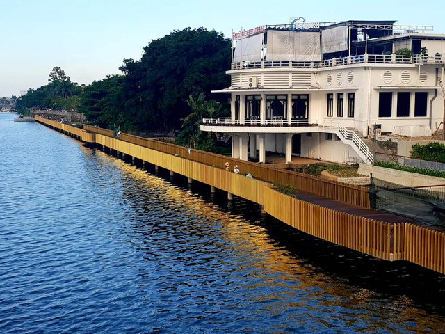 Cây cầu gỗ liêm tại Huế