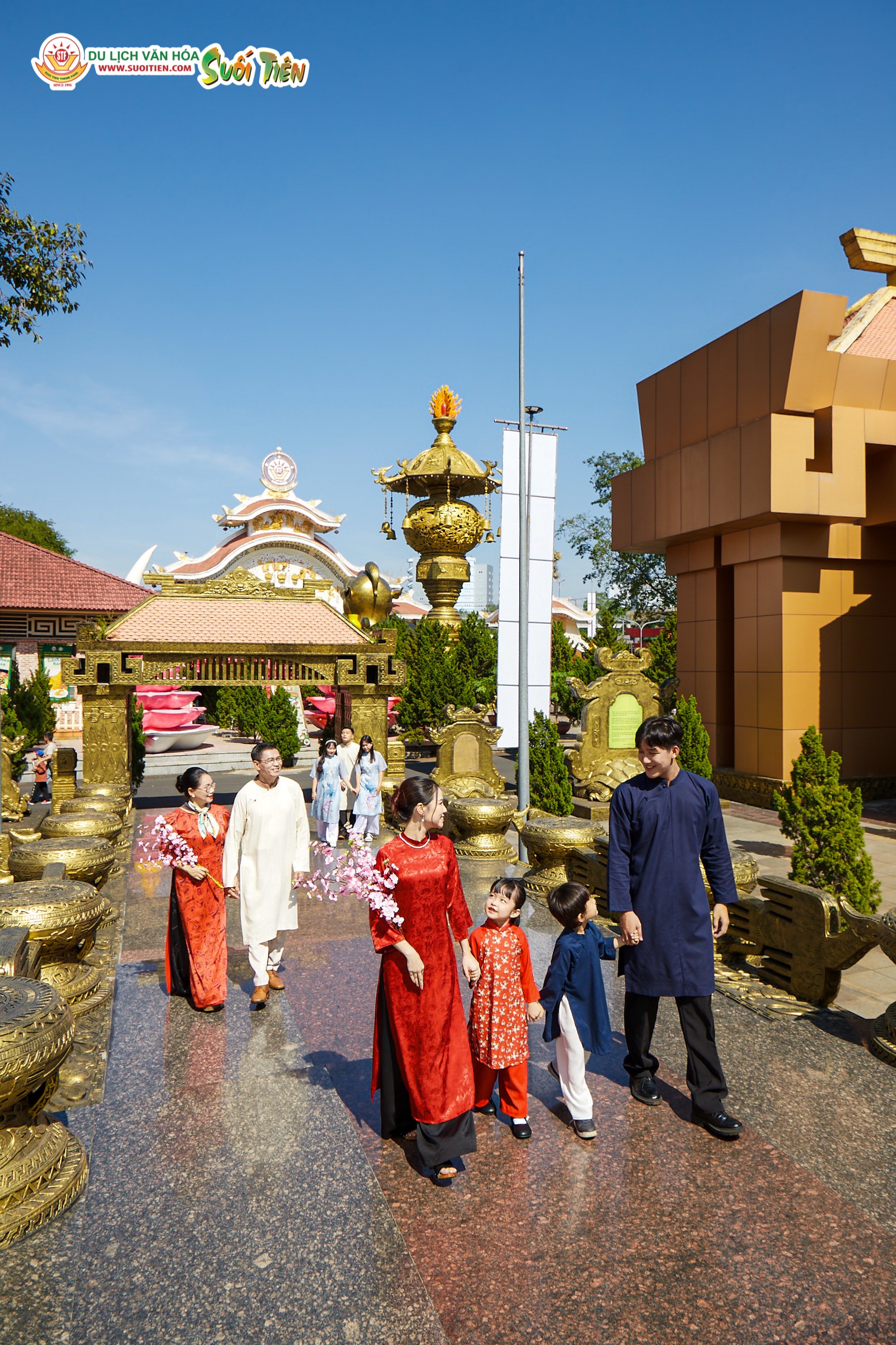 Khu du lịch Suối Tiên