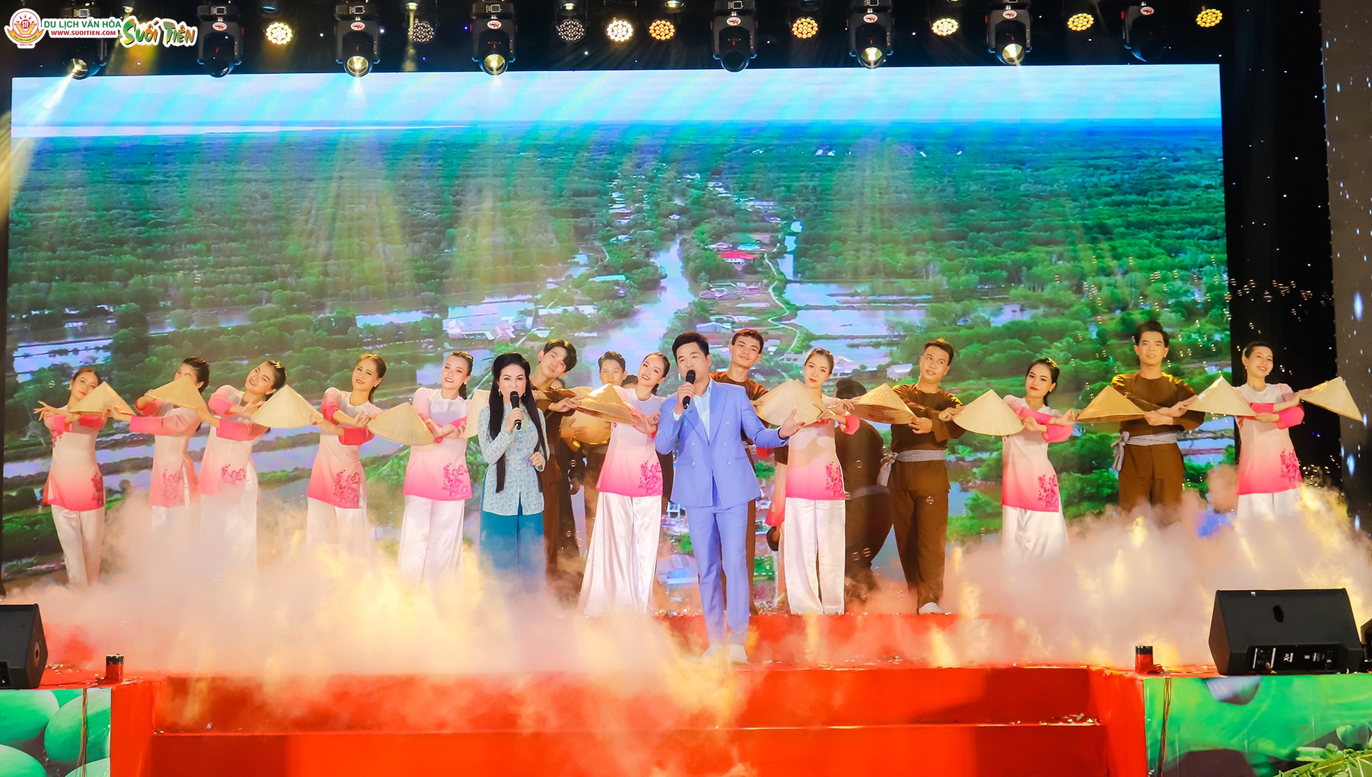 Khu du lịch Suối Tiên