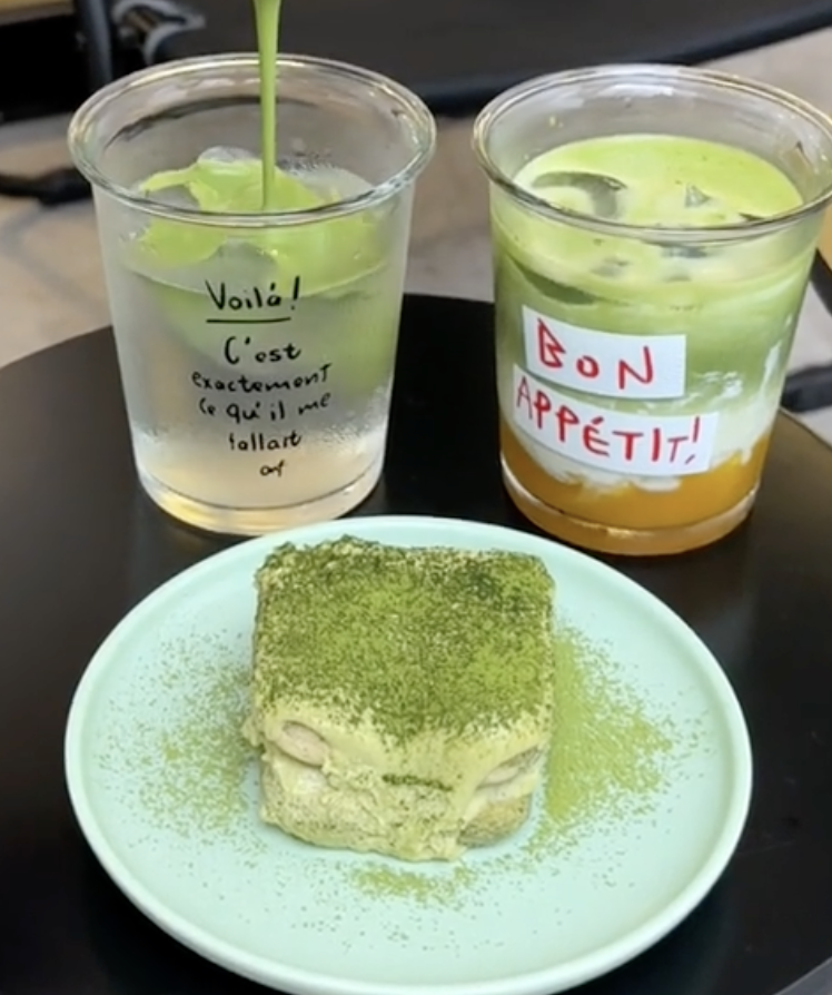 nước dừa kem matcha