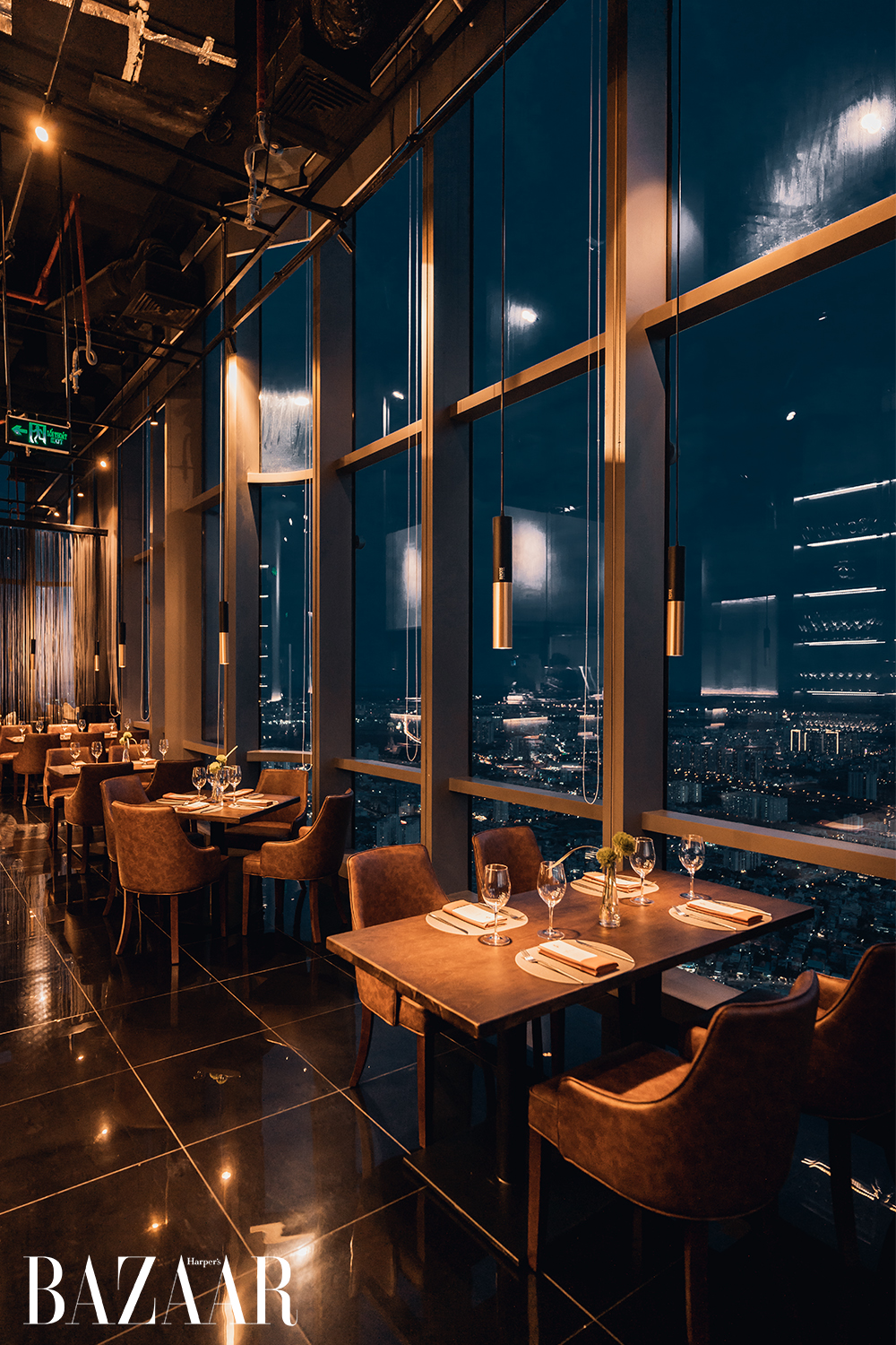 S79 Skyline Dining: Nhà hàng view trên cao sài gòn từ tầng 79