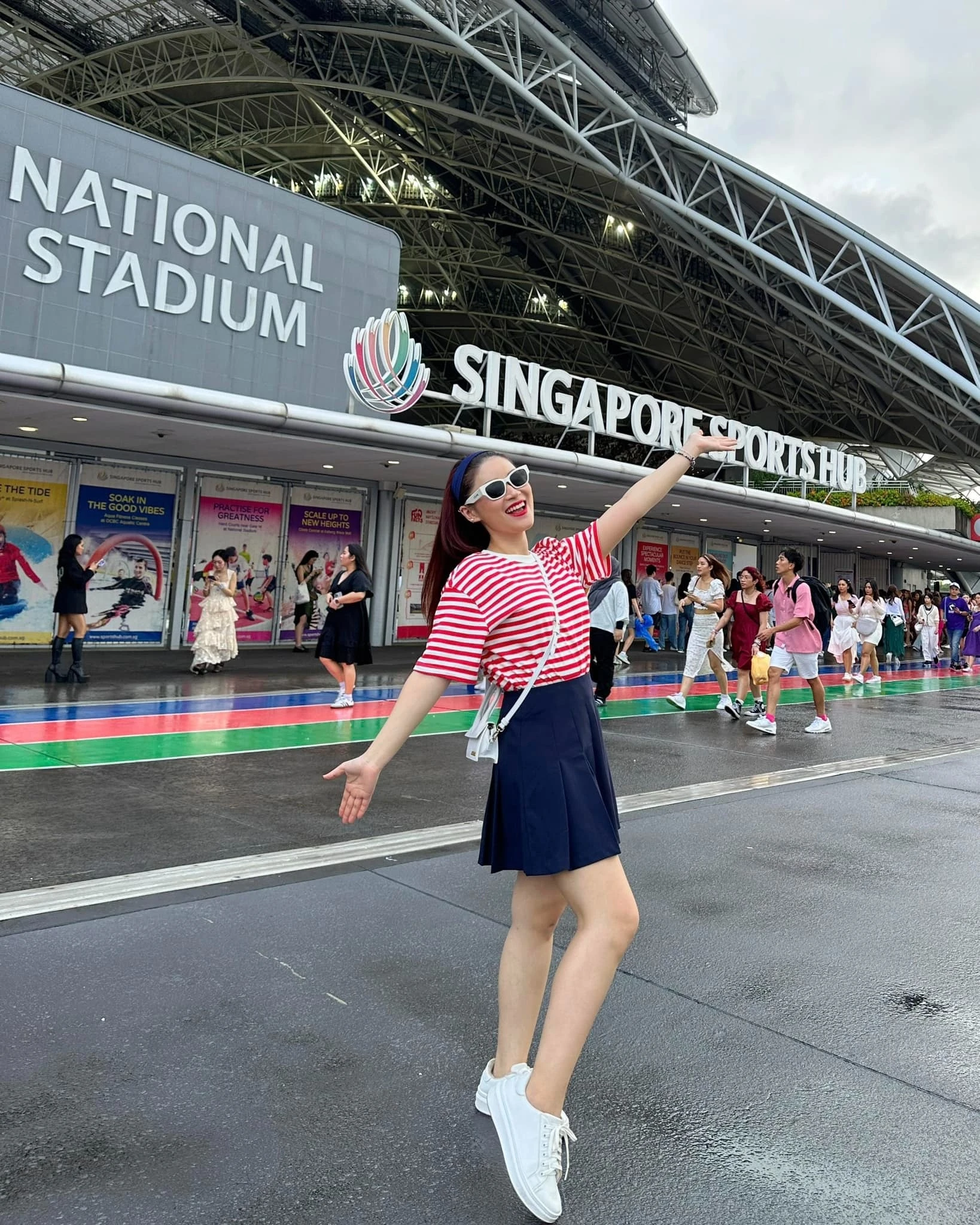 Sao Việt mặc gì đi xem show Taylor Swift