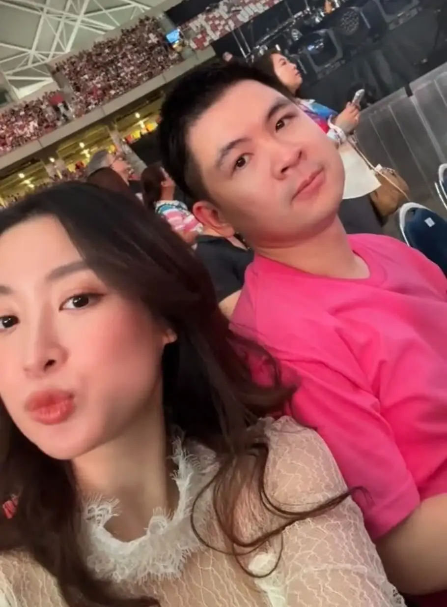 Sao Việt mặc gì đi xem show Taylor Swift