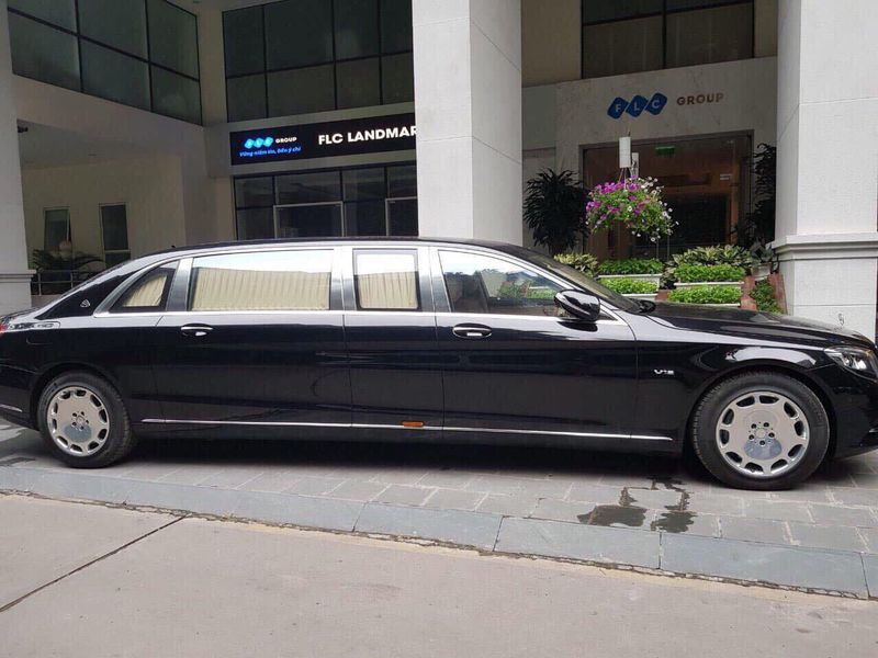 10 mẫu xe đắt nhất