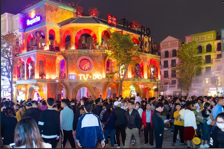 8/3 giới trẻ miền Bắc lên lịch vui chơi “thả ga” tại Grand World