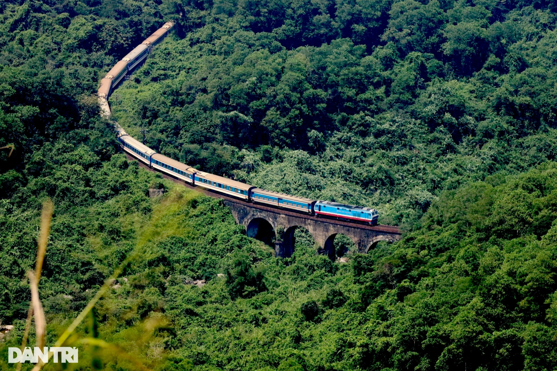 Tàu du lịch Huế - Đà Nẵng
