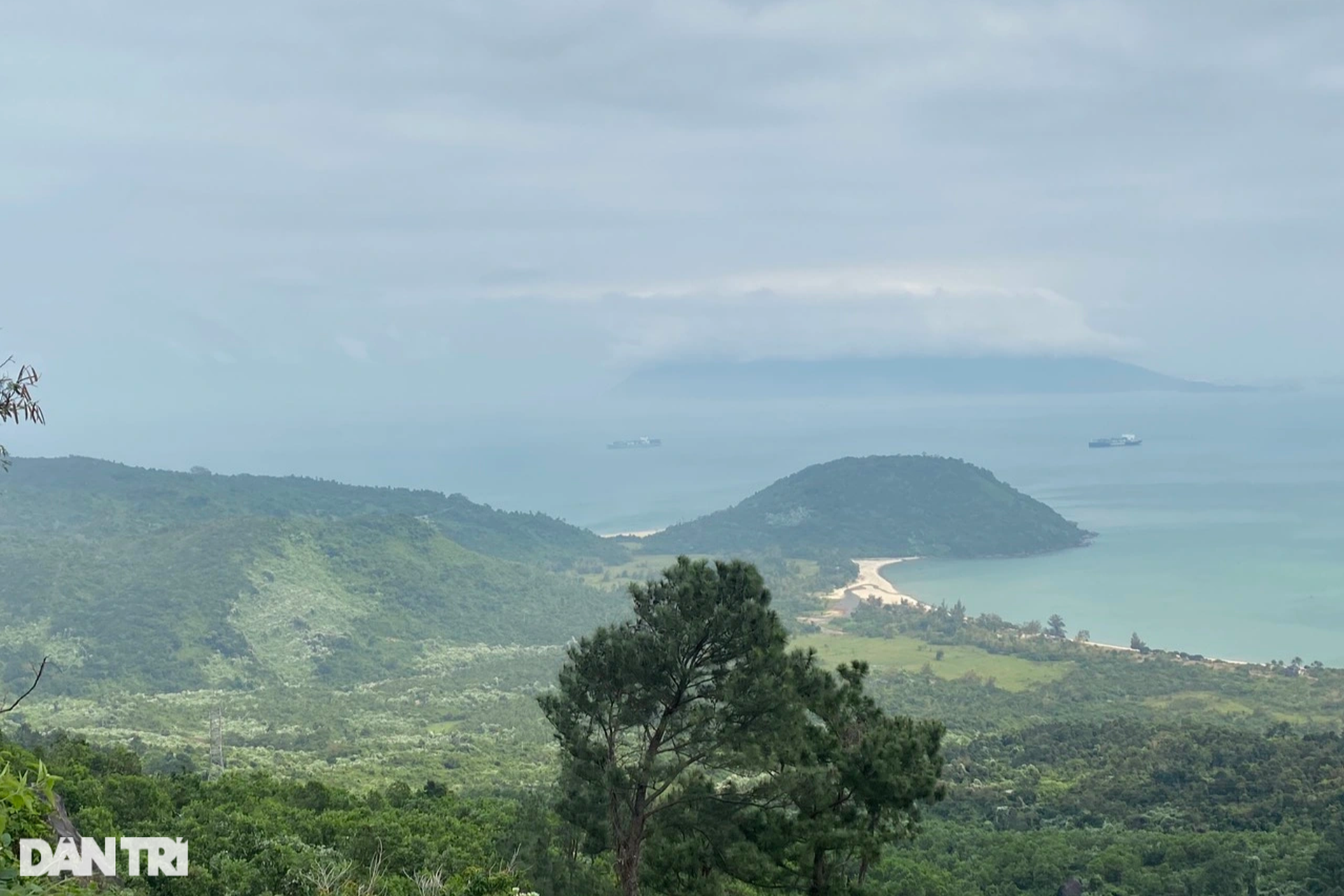 Tàu du lịch Huế - Đà Nẵng